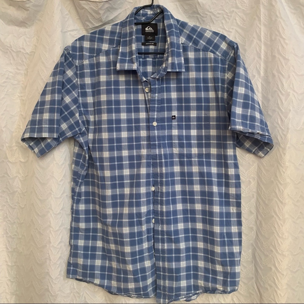 QUIKSILVER Blue and White Plaid Button Down Short Sleeve Shirt